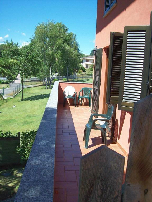 Relais Ca Nova Guest House Bogogno Szoba fotó