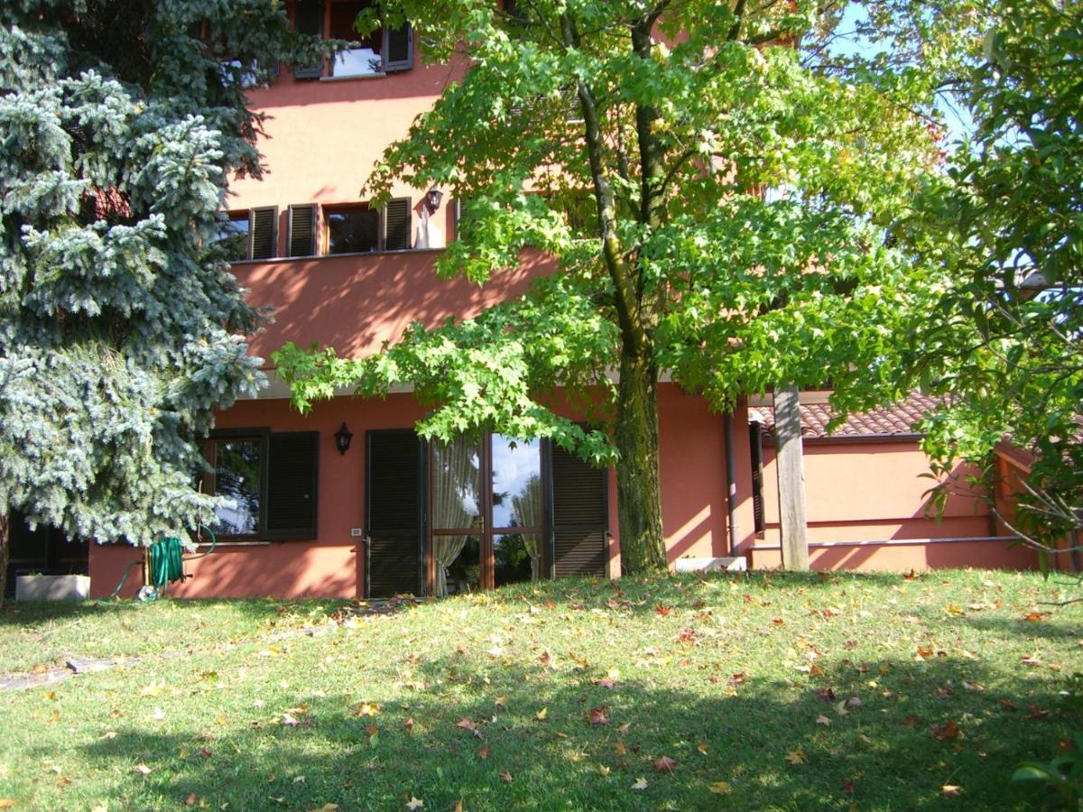 Relais Ca Nova Guest House Bogogno Kültér fotó